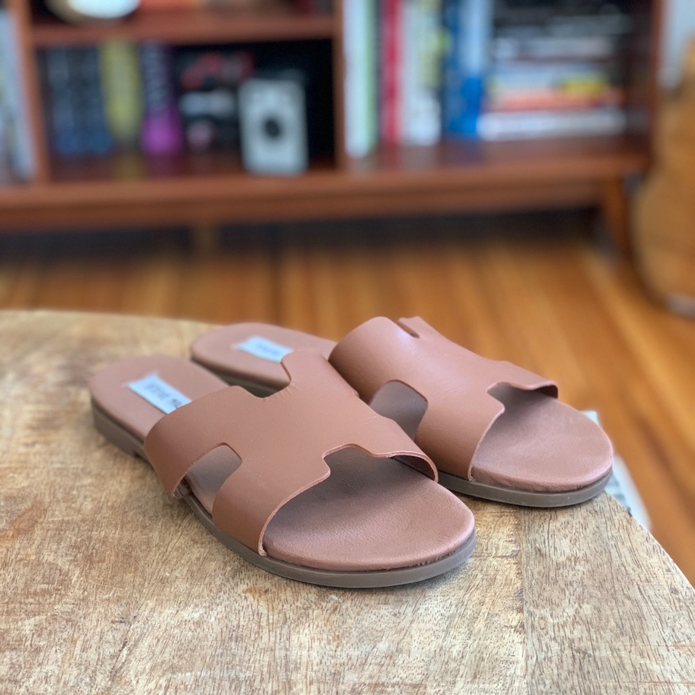 Steve Madden Slip On Cognac Leather Sandals